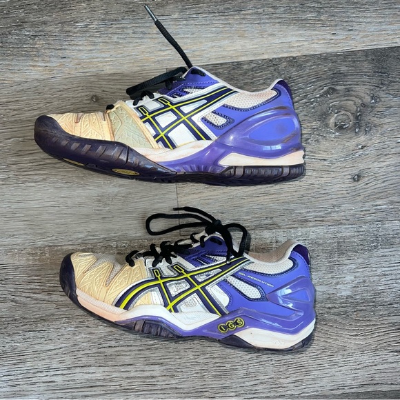 Asics IGS athletic shoes - Picture 1 of 14